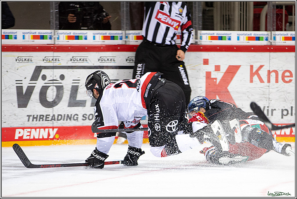 PENNY DEL; Duesseldorfer EG- Koelner Haie; Duesseldorf, 23.01.2022